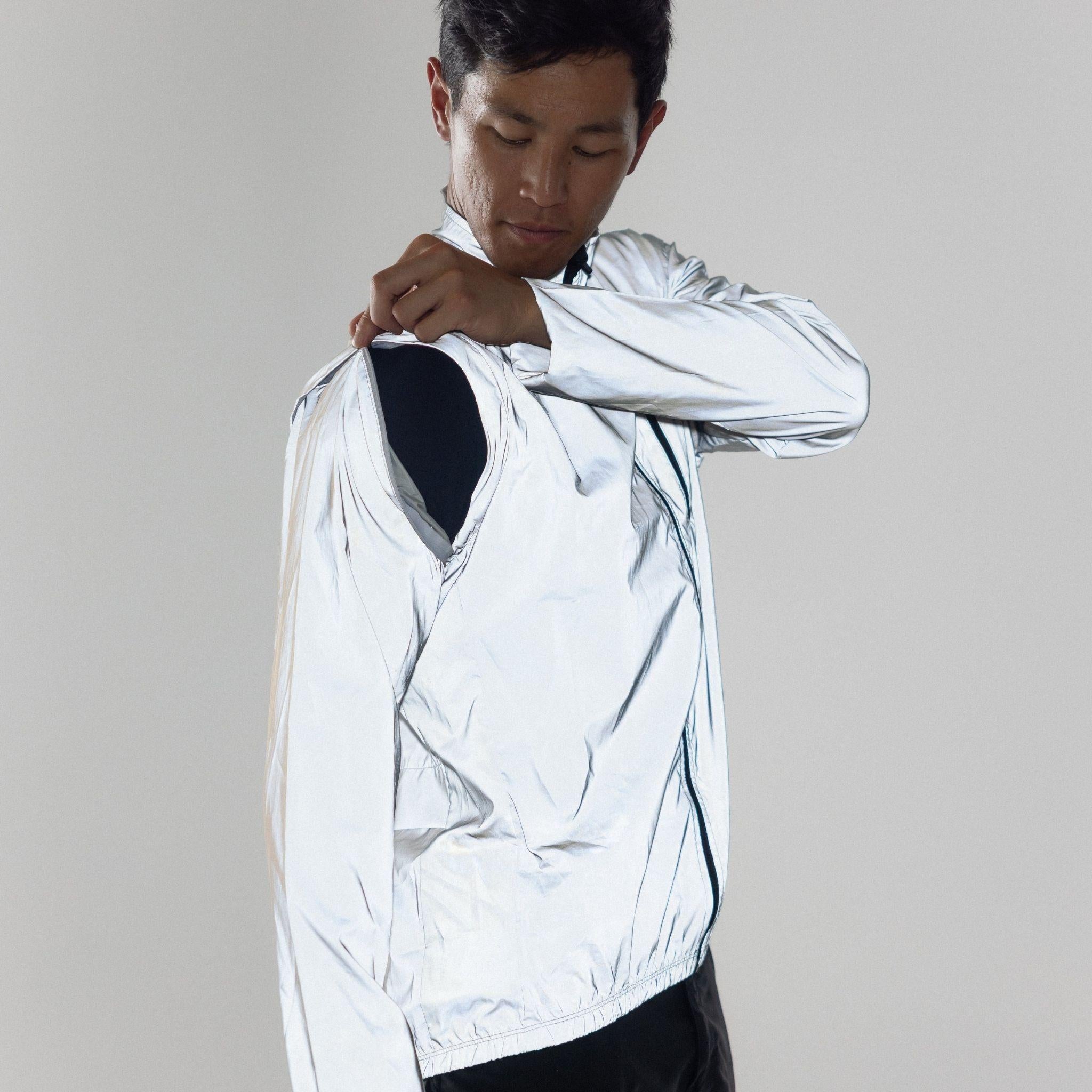 Reflective jacket with removable sleeves